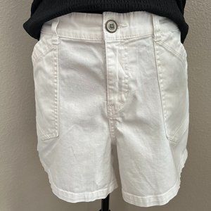 White Shorts with Pockets 15 inches Long Size 18 (Top & Jewelry not included)